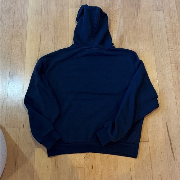 Alo Yoga Accolade Hoodie in Navy - Picture 7 of 7